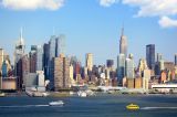 3D Фотообои "с видом Нью - Йорка" на флиз.осн. (130 см*250 см) (Песок)