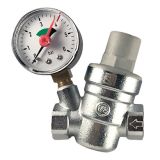 Регулятор давления ДУ15 (1/2") с манометром (1-6 бар) STI